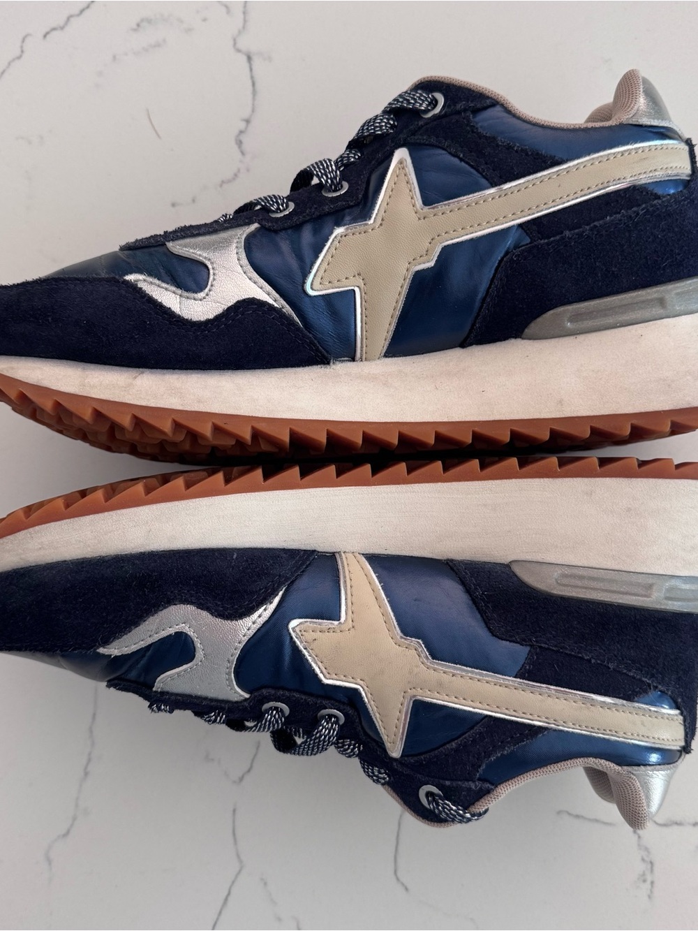 W6YZ Womens US 6.5 EU 38 Navy Silver Star Sneakers Retro Runner Wizz - Picture 6 of 9